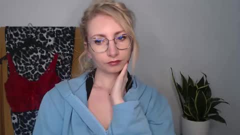 Cinderella online show from April 22, 5:36 am