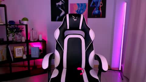 cindylovesmith online show from February 11, 3:43 am