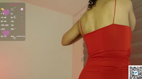 Snapshot of cinnamonrosa chatting on October 30, 11:05 pm Rosa online show from October 30, 11:05 pm