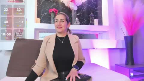 Cinthya  online show from June 5, 12:10 pm