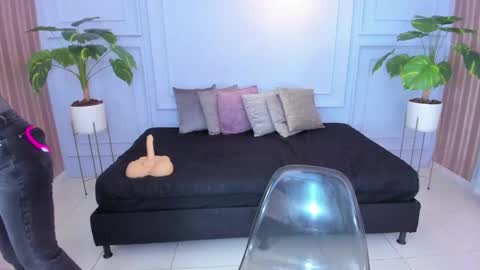  CINTIA  online show from April 22, 11:50 am