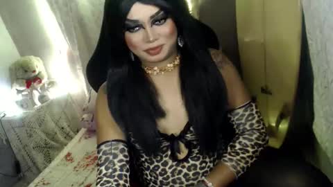 QUEEN CESS online show from May 20, 6:14 pm