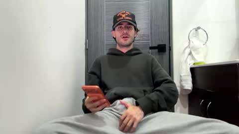 ckeefer96 online show from February 12, 3:21 am