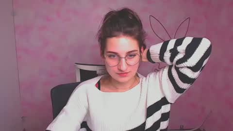 Claire online show from January 23, 9:07 pm