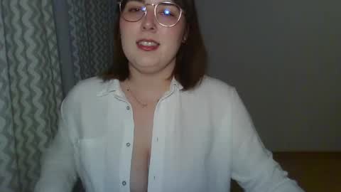 Clara online show from April 15, 5:27 pm