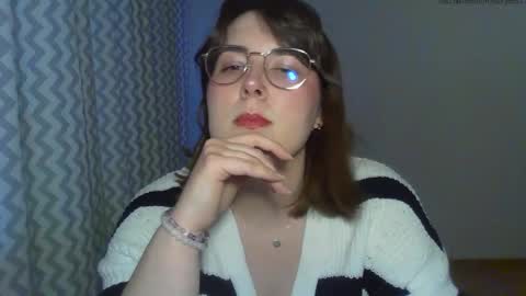 Clara online show from April 27, 5:43 pm