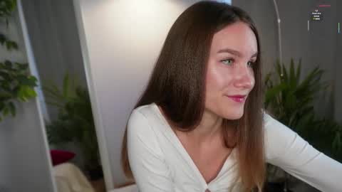 Snapshot of clare_ff chatting on September 28, 2:04 pm Claire online show from September 28, 2:04 pm