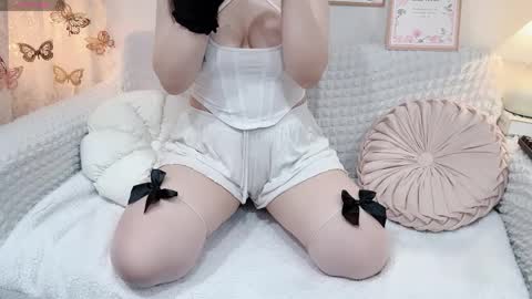 Clari online show from April 5, 1:46 am