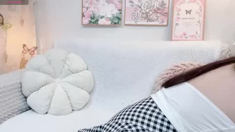 Clari online show from April 28, 2:27 am