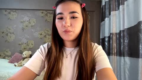 Yuna online show from November 8, 3:15 pm