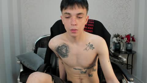 Clark online show from April 3, 7:59 am