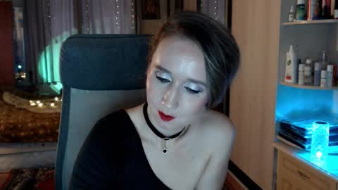 classyinna online show from November 19, 8:46 am