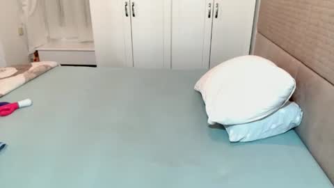 claudiacoxxx online show from January 14, 8:26 pm