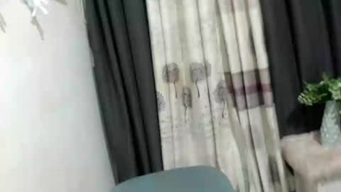 KIM online show from February 17, 11:31 am