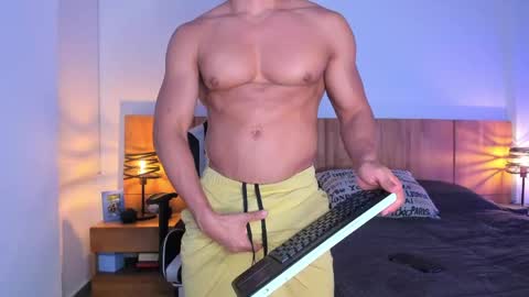 claytonburgues online show from April 20, 3:20 am