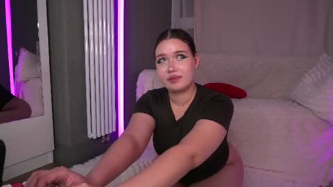 Bouncy Cleo online show from July 21, 9:17 pm