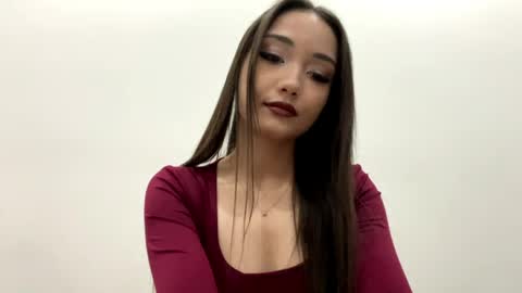 Viki online show from April 29, 5:30 pm