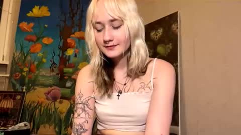Snapshot of clementinehollner chatting on October 14, 5:27 pm Jenny online show from October 14, 5:27 pm