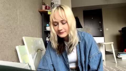 Snapshot of clementinehollner chatting on October 5, 12:24 pm Jenny online show from October 5, 12:24 pm