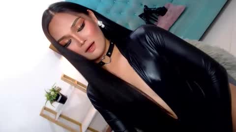 Cleo online show from March 6, 12:31 am