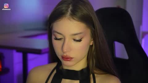 Cleo online show from April 19, 7:09 am