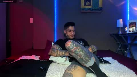 cleo y maikol online show from March 21, 5:35 am