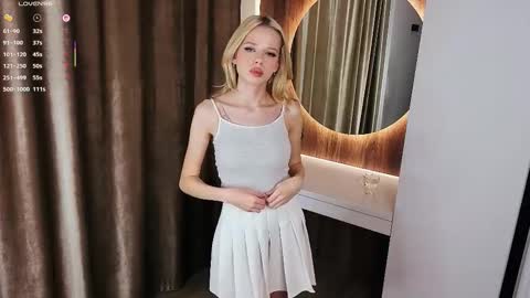 Aria online show from November 30, 3:30 pm