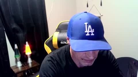 chad online show from December 6, 5:14 am