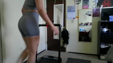 High Queen Clio online show from February 5, 5:53 pm