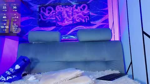 cloee_cameron online show from May 21, 9:54 pm
