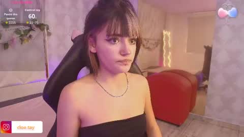 cloee_tay1 online show from July 28, 2:13 pm
