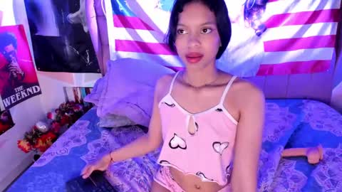 Snapshot of cloeygraweing chatting on September 27, 7:44 pm cloeygraweing online show from September 27, 7:44 pm