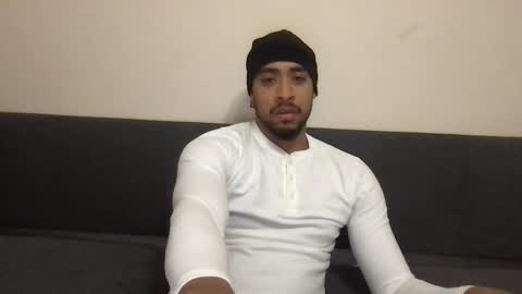 closedcasketcouple online show from January 18, 7:17 am