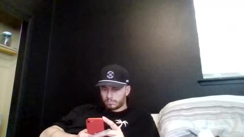 tallhungandcloudy online show from June 26, 3:17 pm