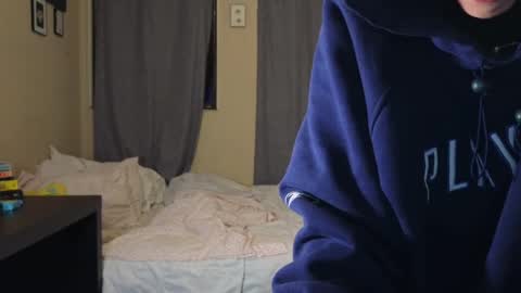 Clover online show from December 24, 9:50 am