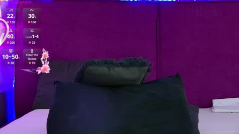 Marina online show from January 8, 9:31 pm