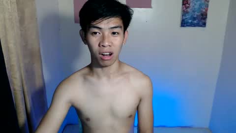 clyde_twinkx online show from June 20, 10:21 am