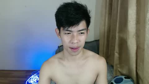 clyde_twinkx online show from March 3, 11:17 am