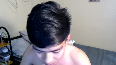 clyde_twinkx online show from July 5, 9:00 pm