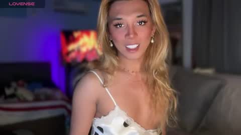 PrincessDianna IslandGirl   CUMSHOW in PVT and PASSWORDSHOW   online show from June 19, 6:14 pm