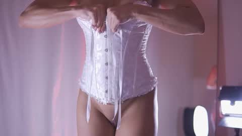 Coconutcatin online show from January 18, 9:13 pm