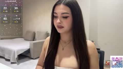 Yumi online show from July 13, 10:35 pm