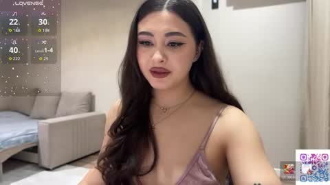 Yumi online show from June 17, 11:21 pm