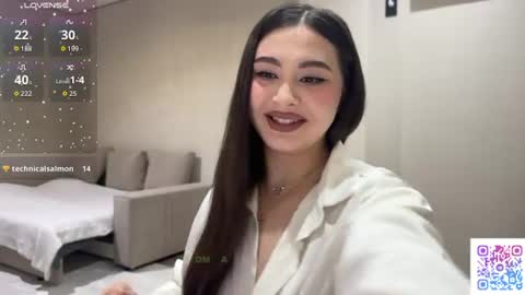Yumi online show from June 23, 11:33 pm