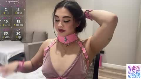Yumi online show from June 25, 9:42 pm