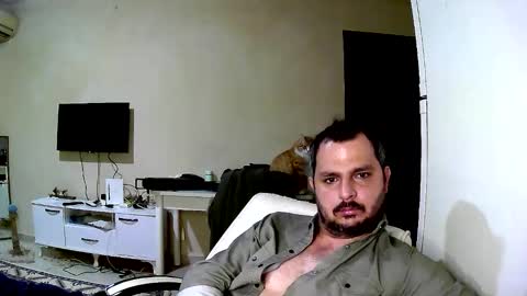 Snapshot of coldskull15 chatting on February 3, 9:39 pm coldskull15 online show from February 3, 9:39 pm