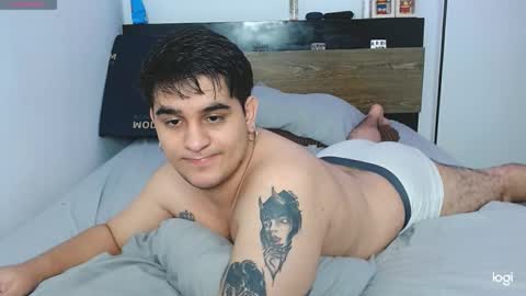 colin_lewisss online show from November 2, 12:10 am