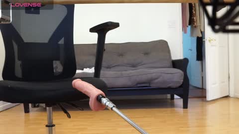 College001 online show from February 2, 5:48 pm