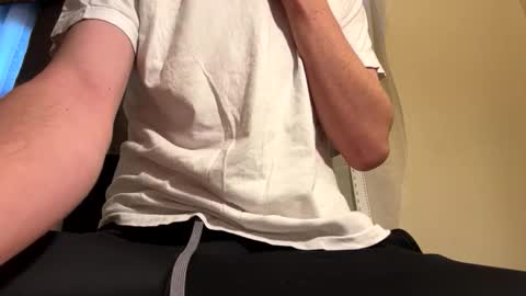 college_boy_tx online show from December 16, 6:58 pm