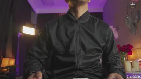 colstorw_ online show from February 9, 9:57 am